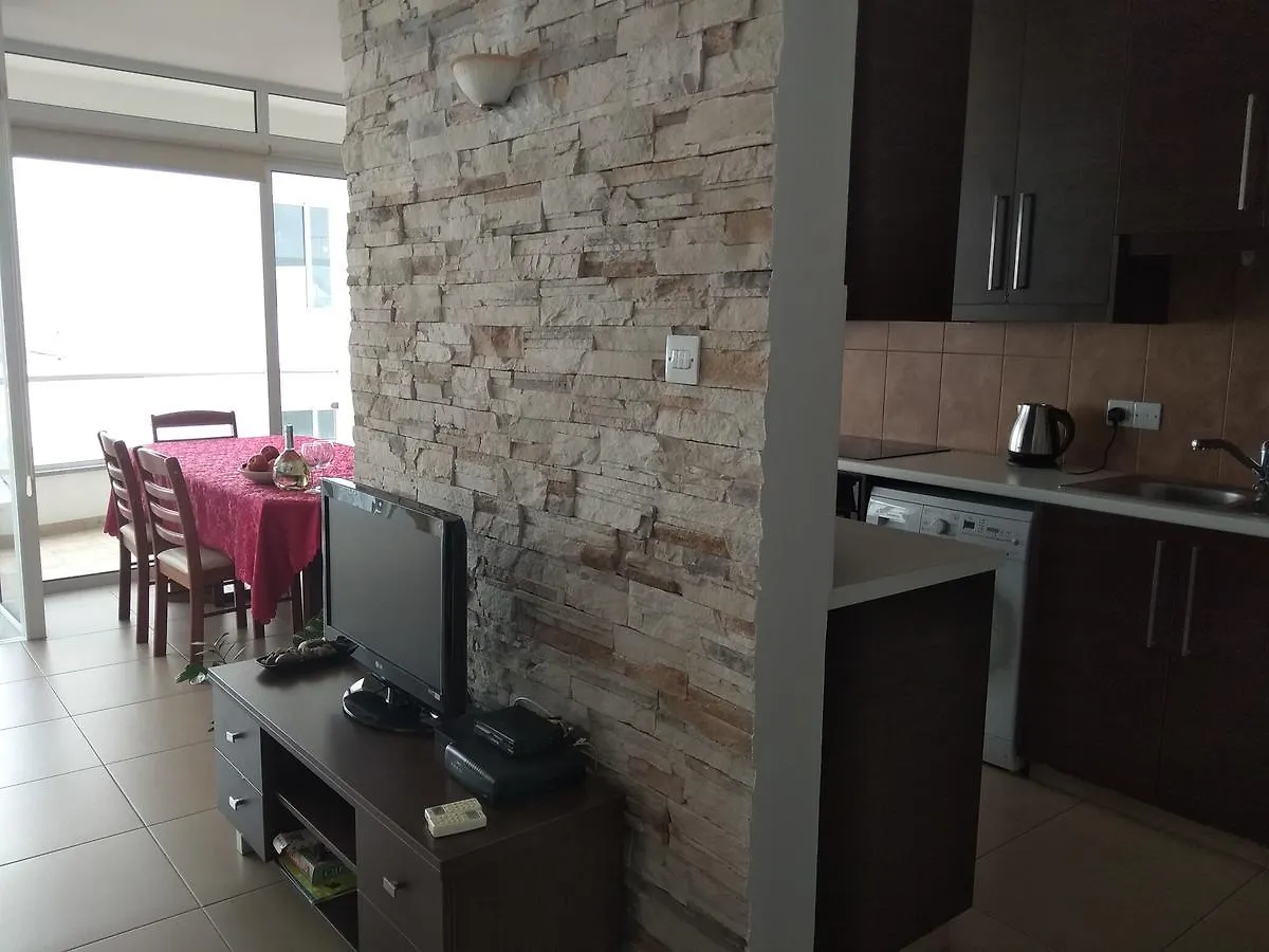 Aetius Apartments Larnaca 0*,