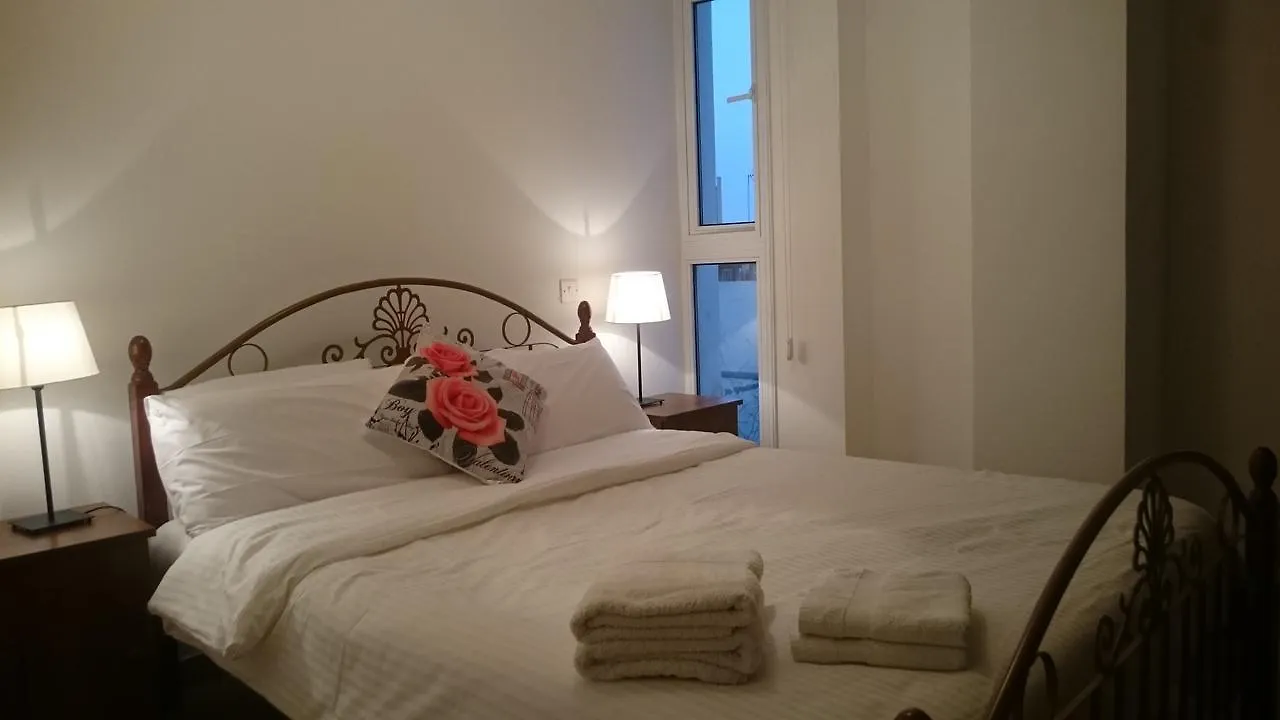 Aetius Apartments Larnaca Cypr